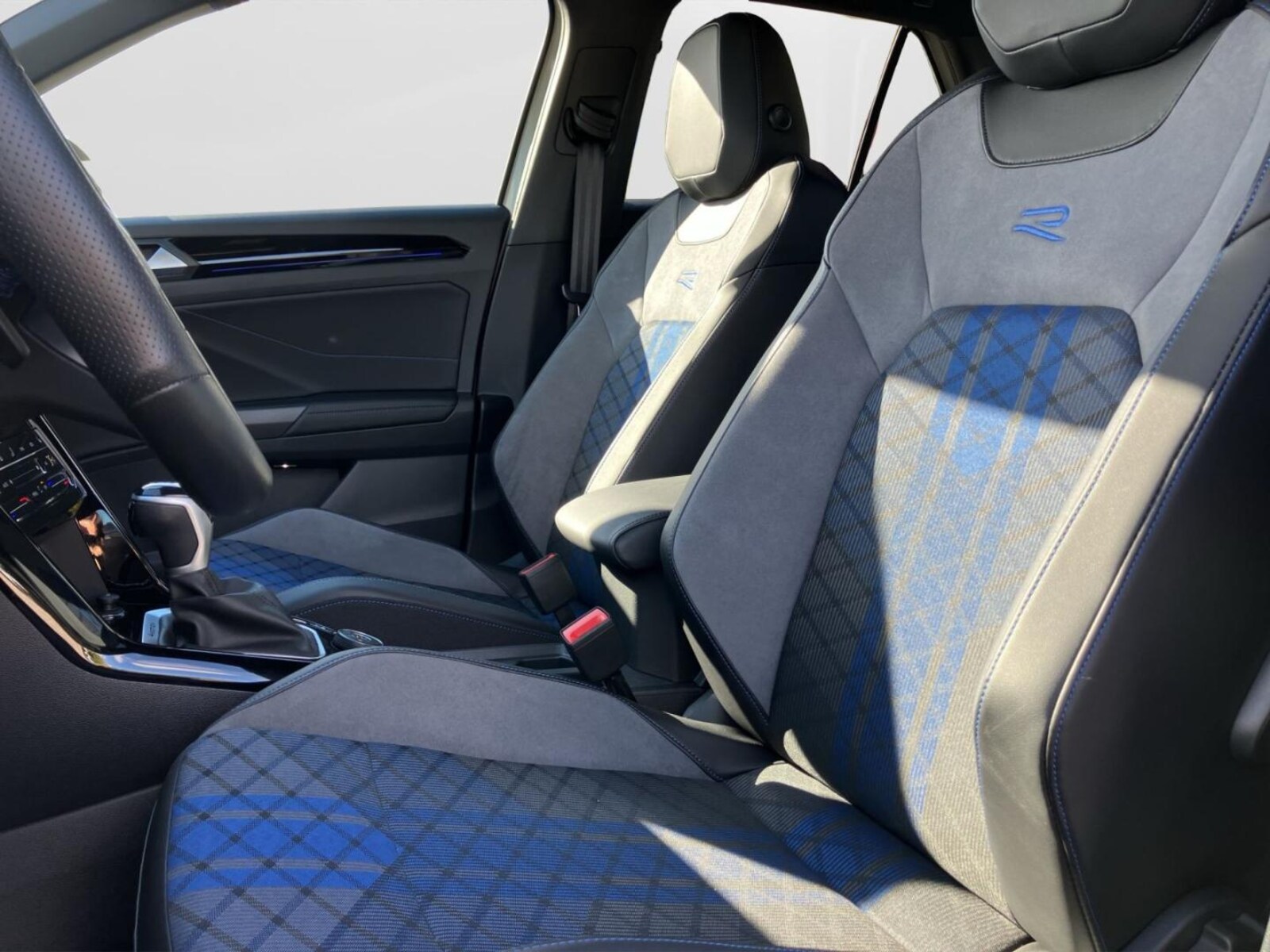 Volkswagen T-Roc – Bild 9