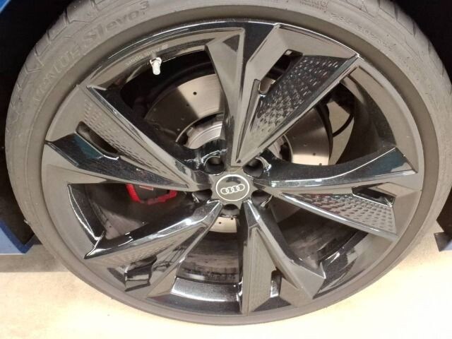 Image about Audi RS 6 Avant performance quattro tiptronic