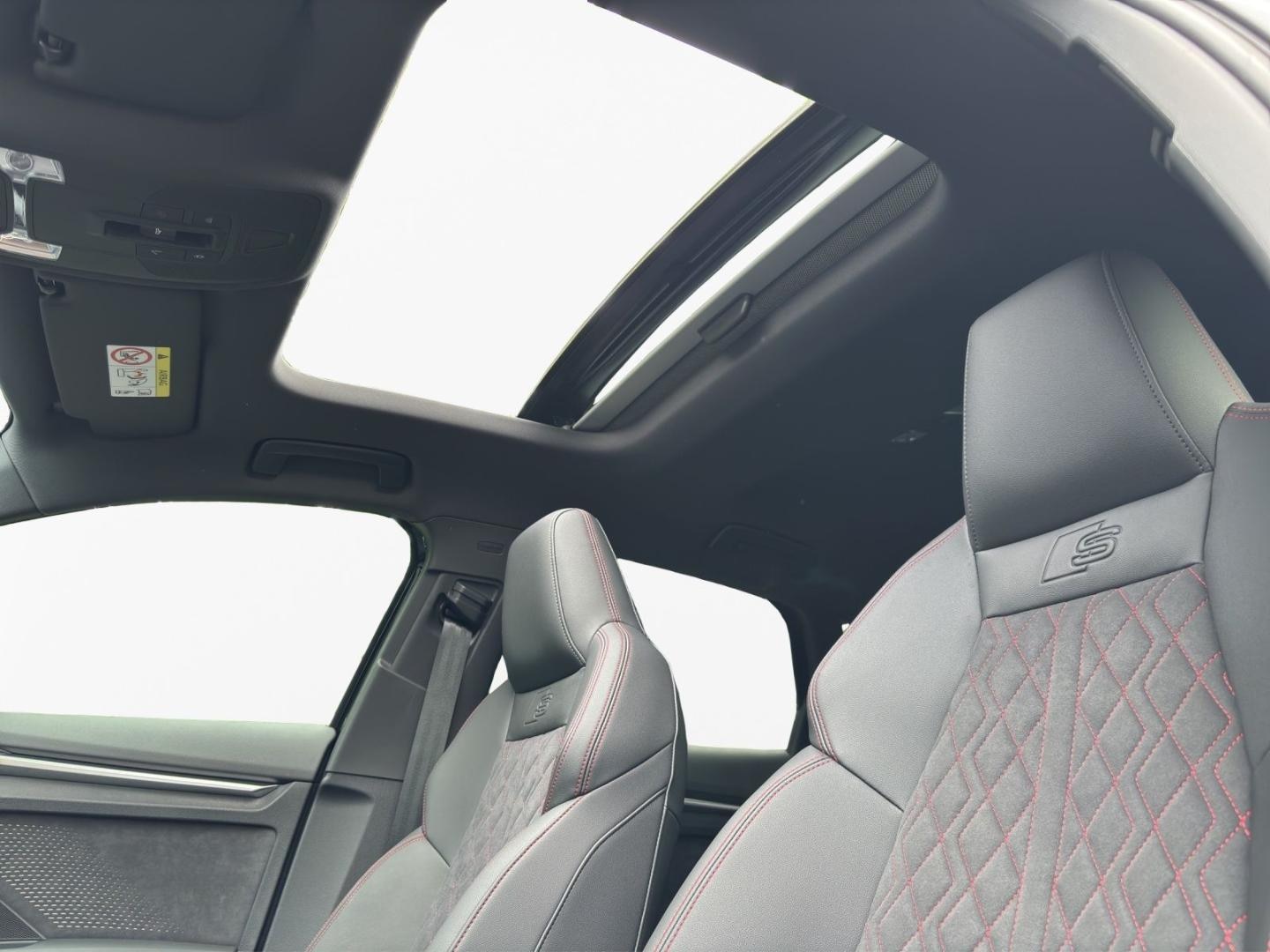 Bild über Audi A3 Sportback TFSI 110 kW S tronic - für weitere Informationen kontaktieren Sie den Audi Partner