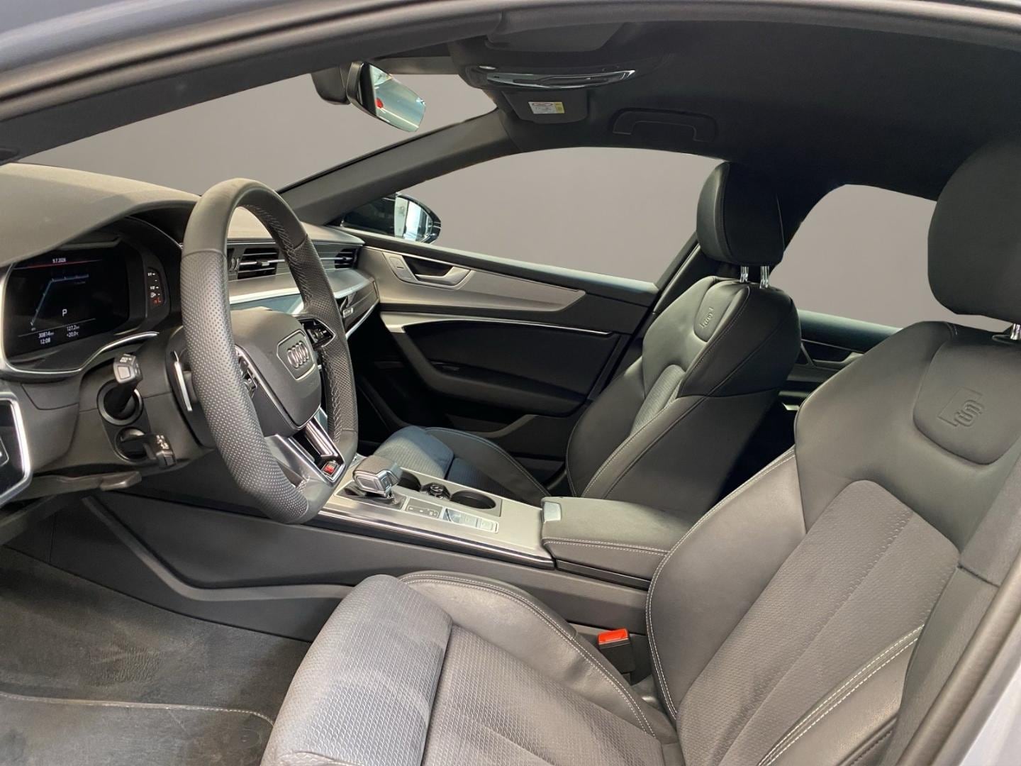 Bild über Audi S6 Avant TDI quattro tiptronic - für weitere Informationen kontaktieren Sie den Audi Partner