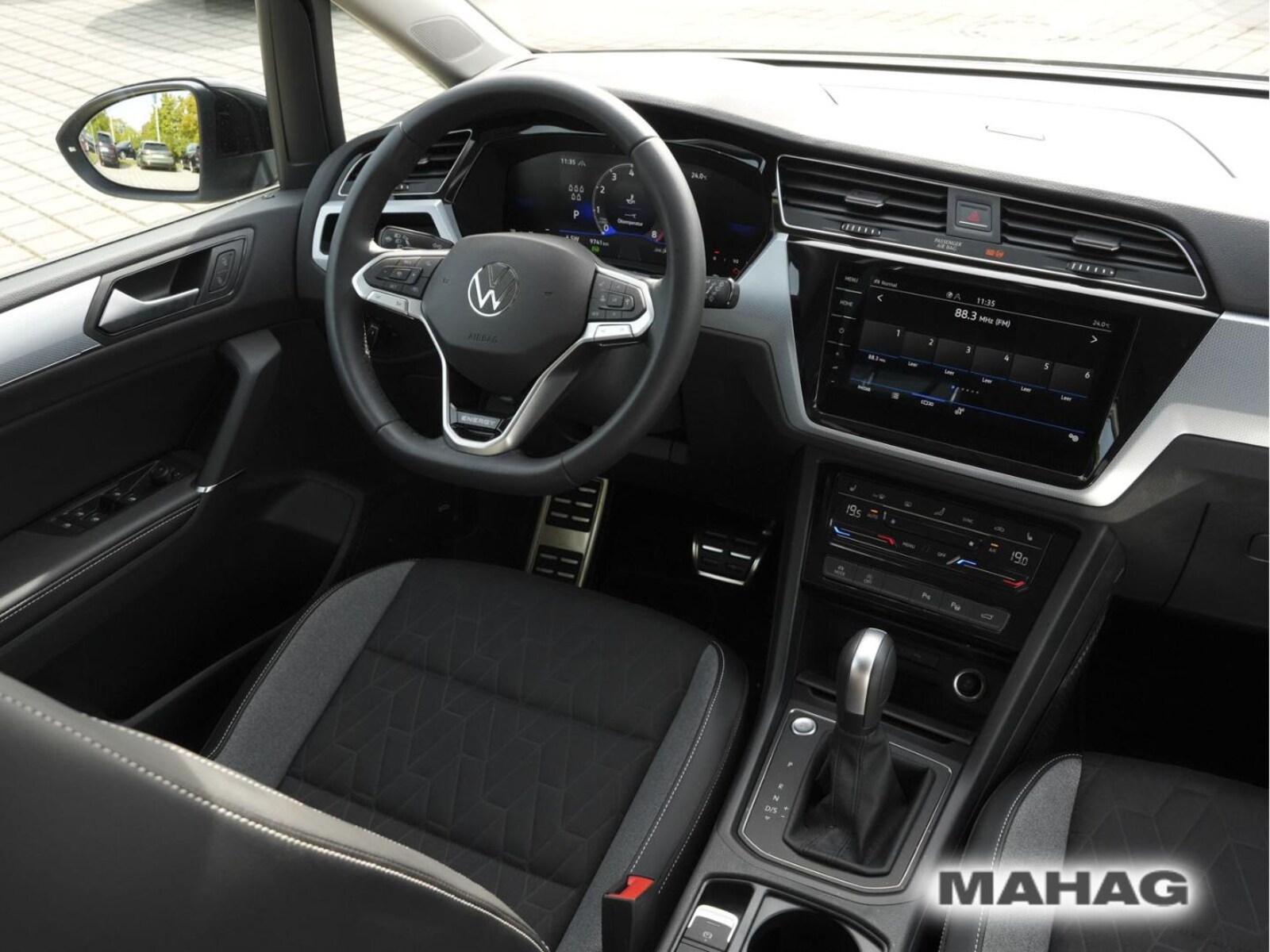 Volkswagen Touran – Bild 14