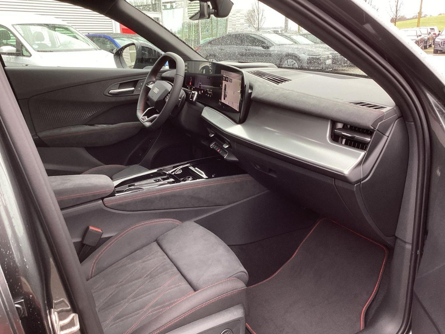 Bild über Audi Q3 Sportback TFSI quattro 150 kW S tronic - für weitere Informationen kontaktieren Sie den Audi Partner