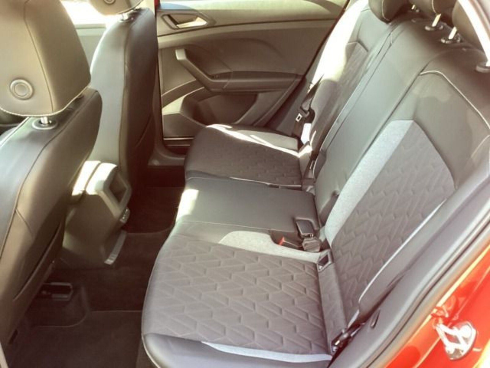 Volkswagen T-Cross – Bild 14