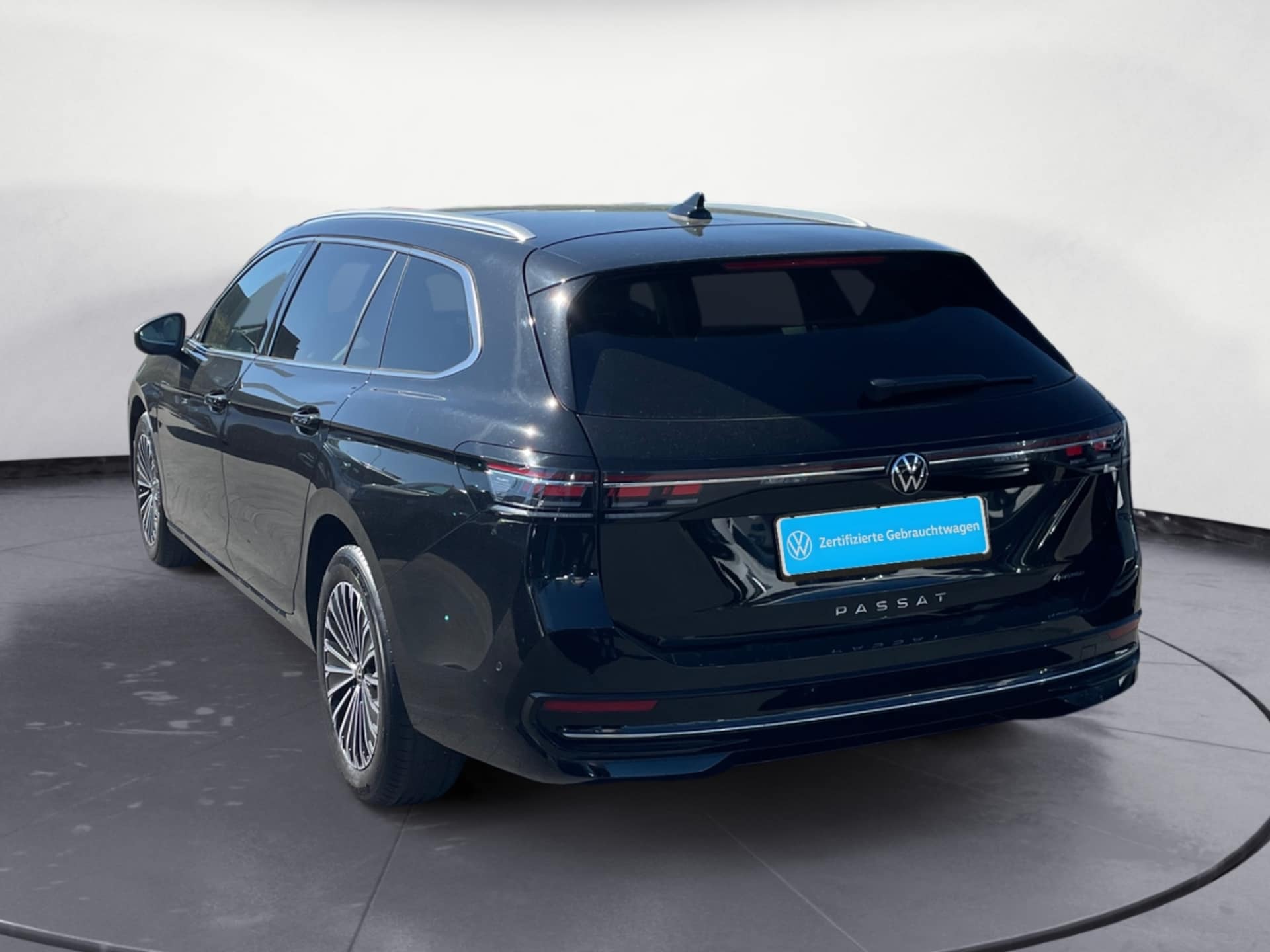 Volkswagen Passat Elegance