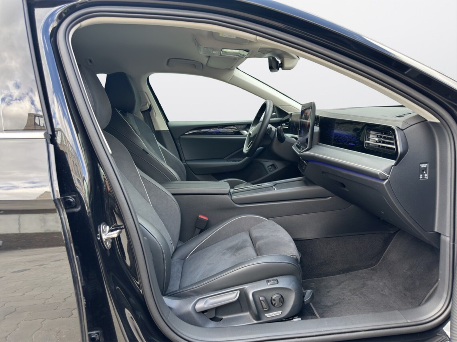 Volkswagen Passat – Bild 16