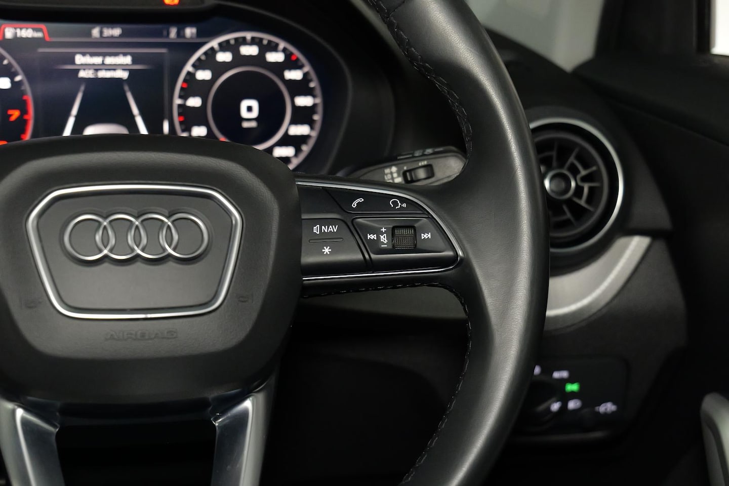 Image about Audi Q2 35 TFSI S tronic