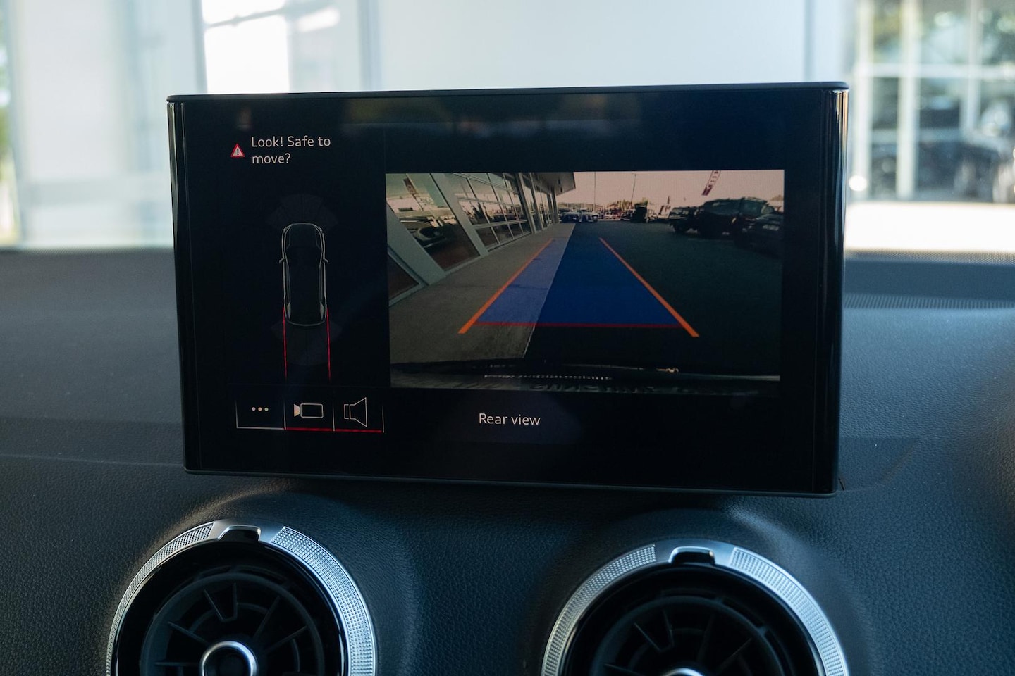 Image about Audi SQ2 TFSI quattro S tronic