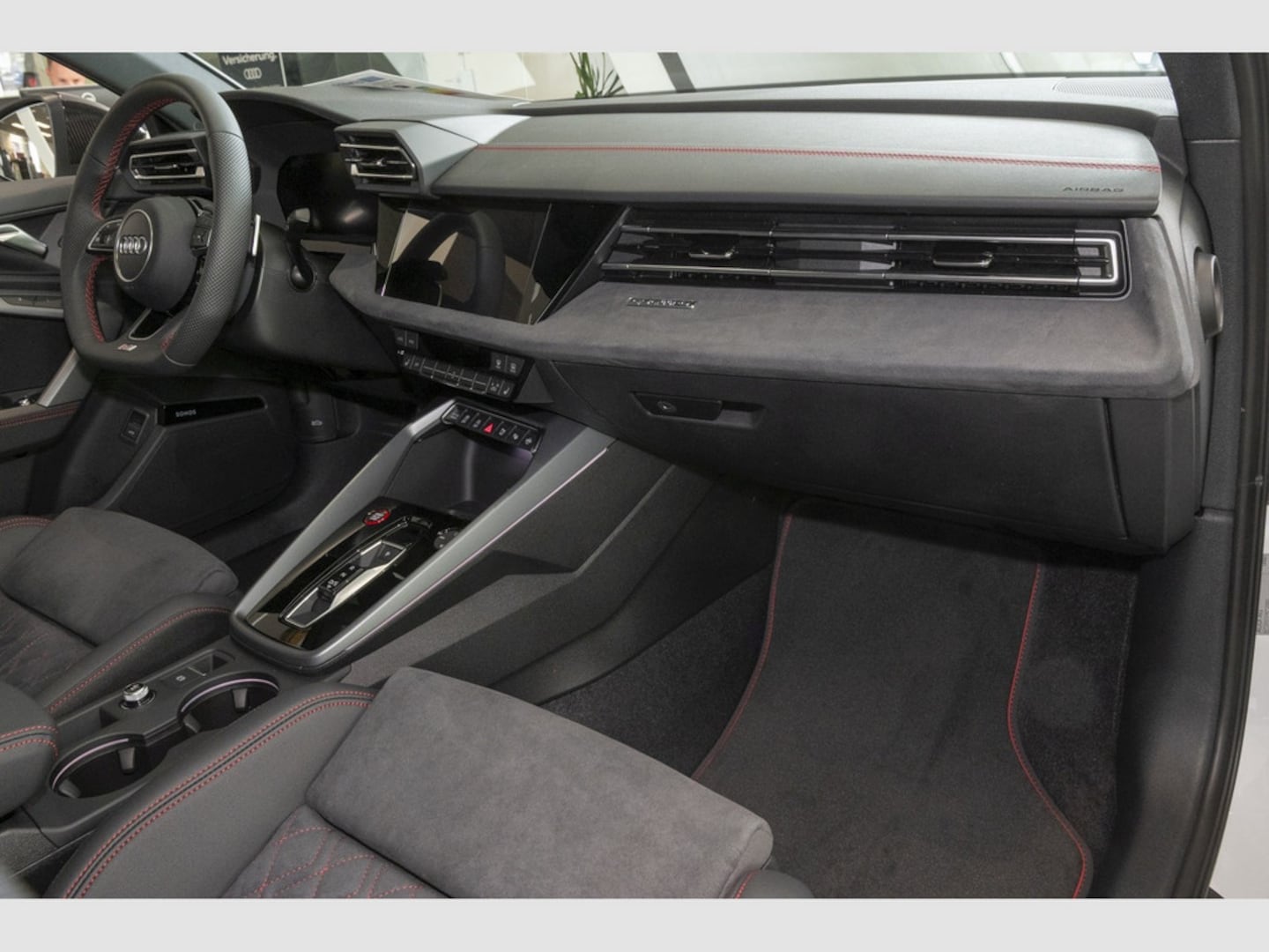Bild über Audi S3 Sportback TFSI quattro S tronic - für weitere Informationen kontaktieren Sie den Audi Partner