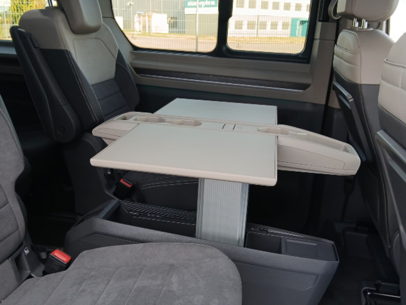 Volkswagen Multivan Langversion – Bild 22