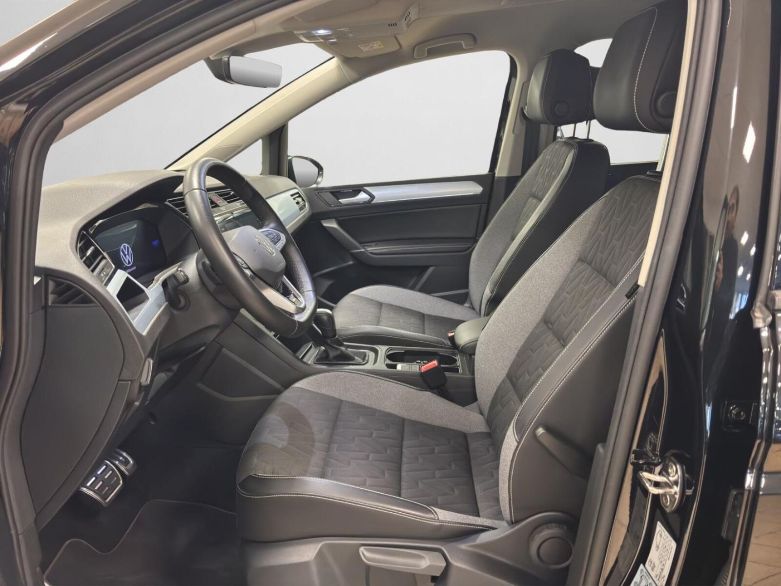 Volkswagen Touran – Bild 12