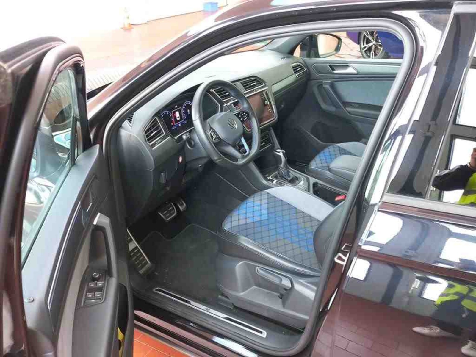 Volkswagen Tiguan – Bild 8