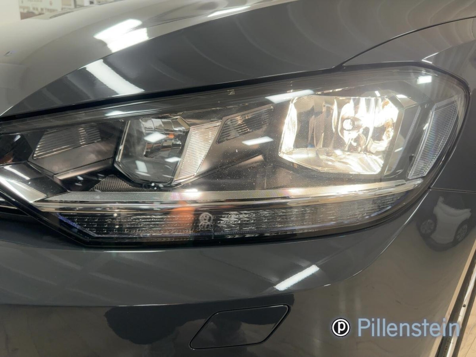 Volkswagen Touran – Bild 13