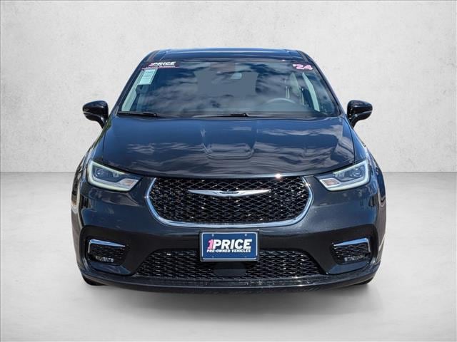 Used 2024 Chrysler Pacifica PHEV Select with VIN 2C4RC1S77RR102705 for sale in Las Vegas, NV