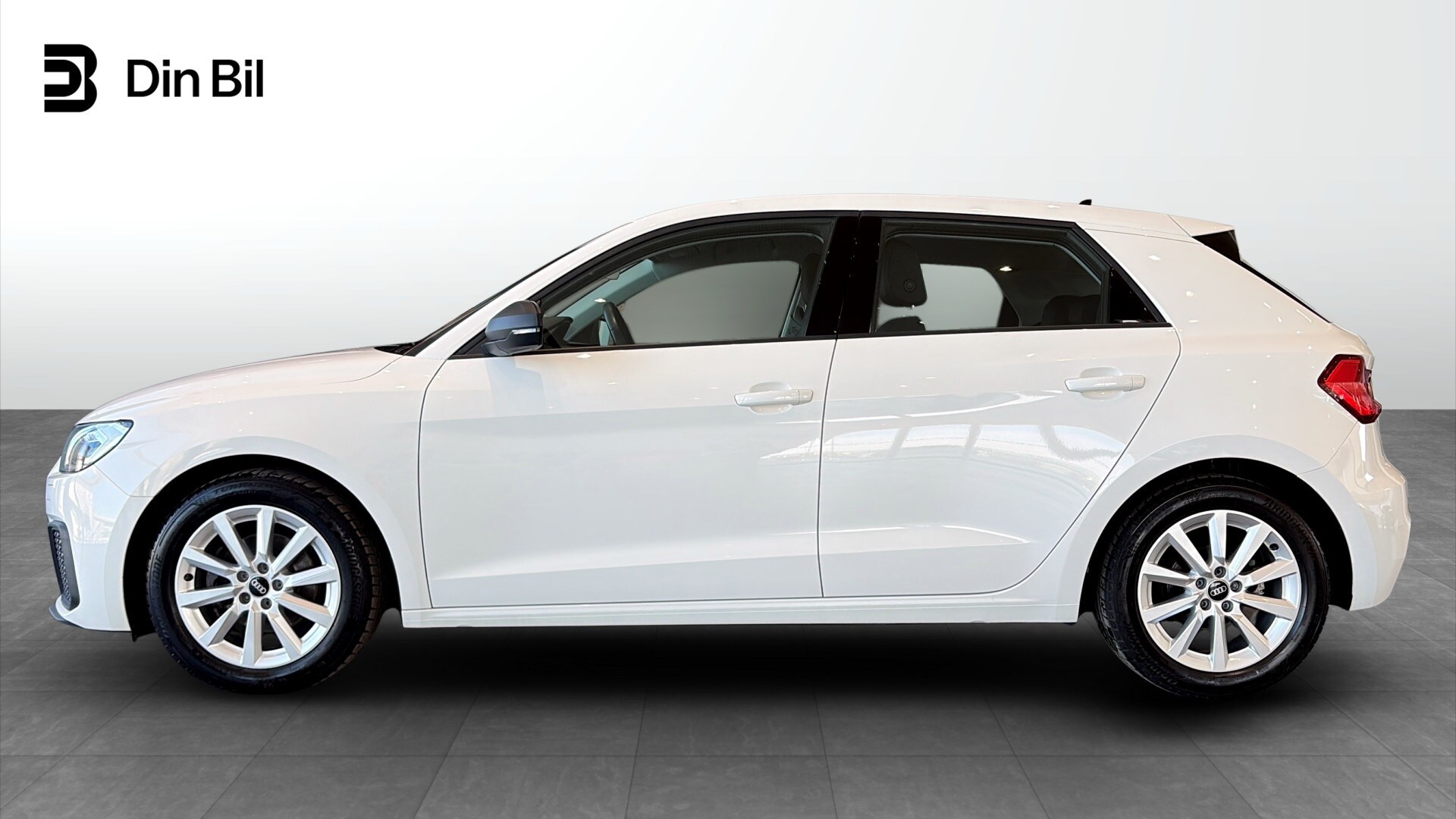 Bild som visar&nbsp;Audi A1 Sportback&nbsp;A1 Sportback 30 TFSI Proline 110 hk S tronic - för mer information kontakta din Audi Partner