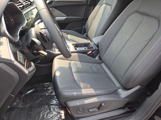 2025 Audi Q3 S Line Premium Plus - Photo 6