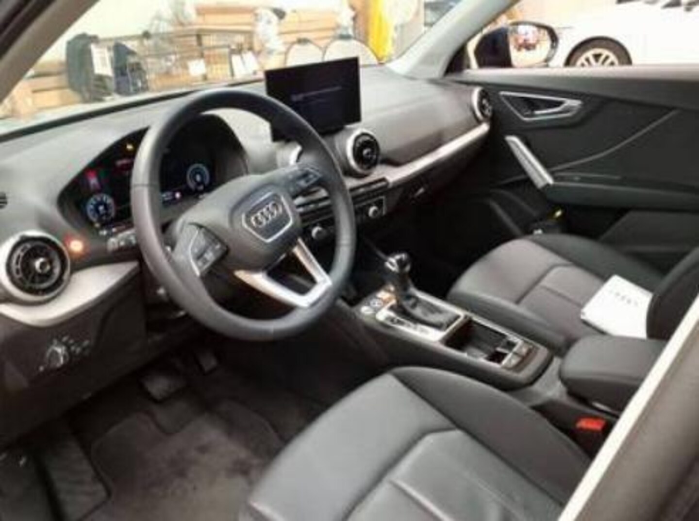 Bild über Audi Q2 advanced 35 TFSI S tronic - für weitere Informationen kontaktieren Sie den Audi Partner