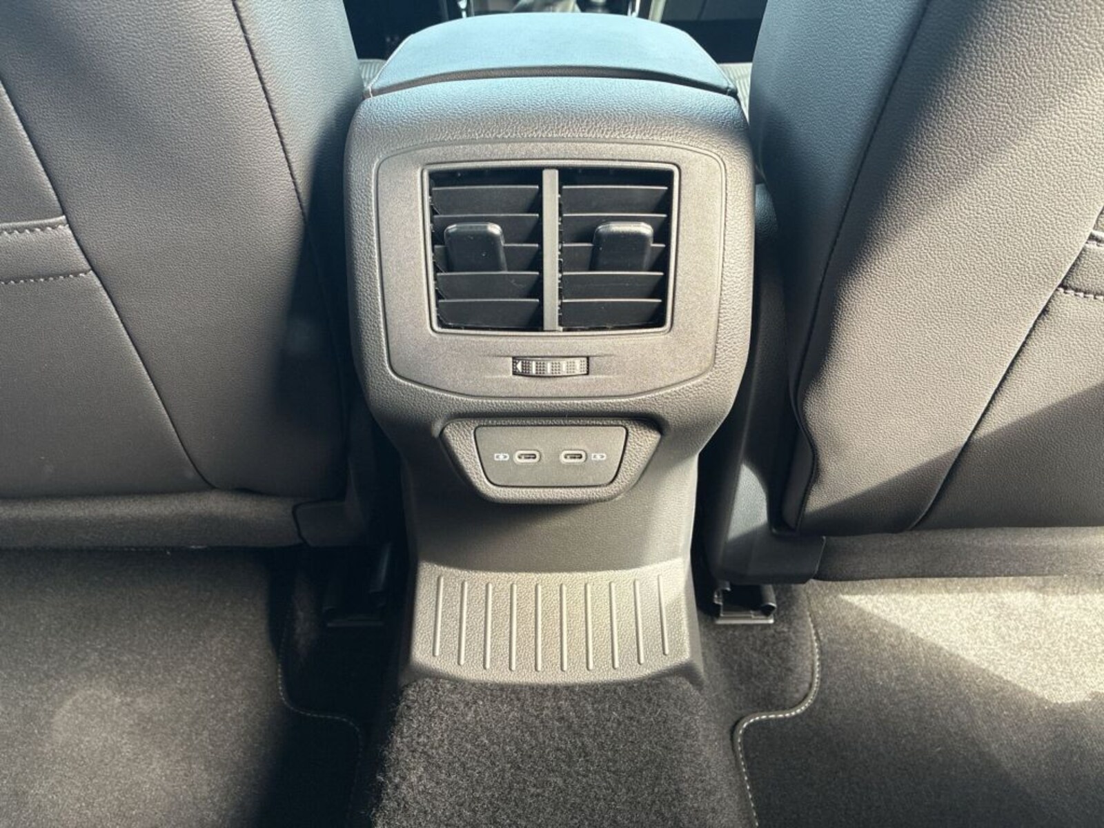 Volkswagen T-Roc – Bild 26
