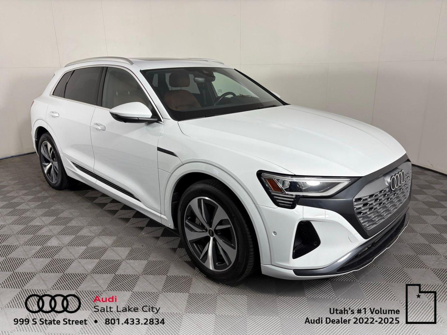 2024 Audi Q8 e-tron 55 114 kWh Premium Plus quattro's photo
