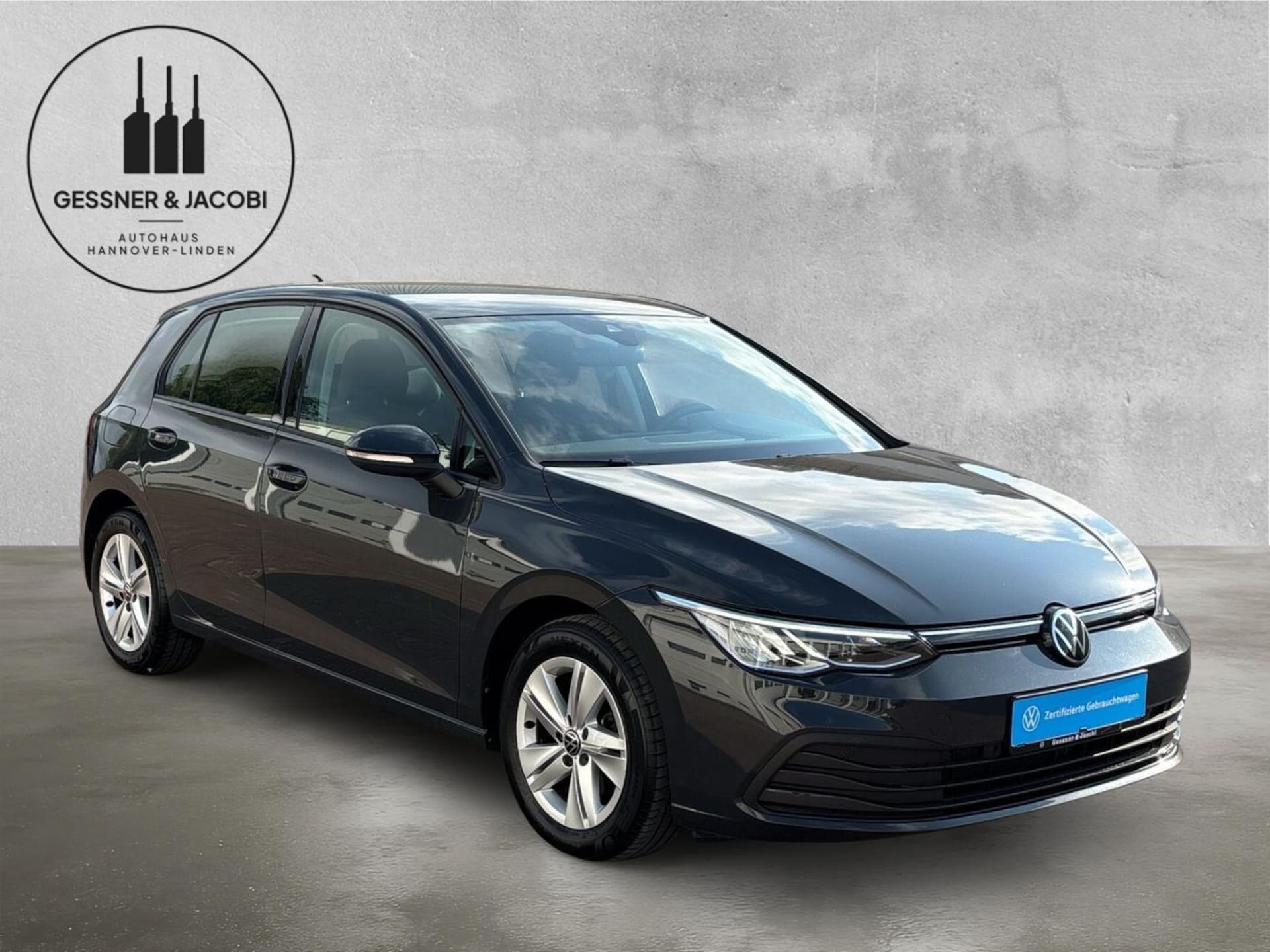 Volkswagen Golf Life