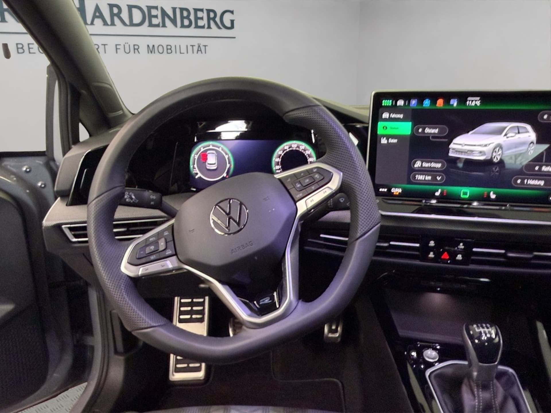 Volkswagen Golf R-Line
