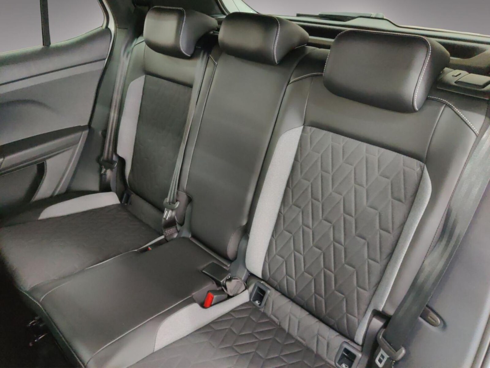 Volkswagen T-Cross – Bild 13