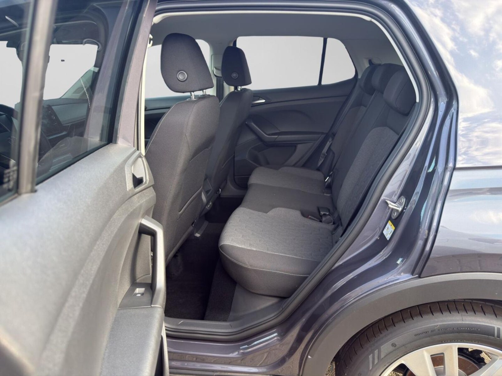 Volkswagen T-Cross – Bild 12
