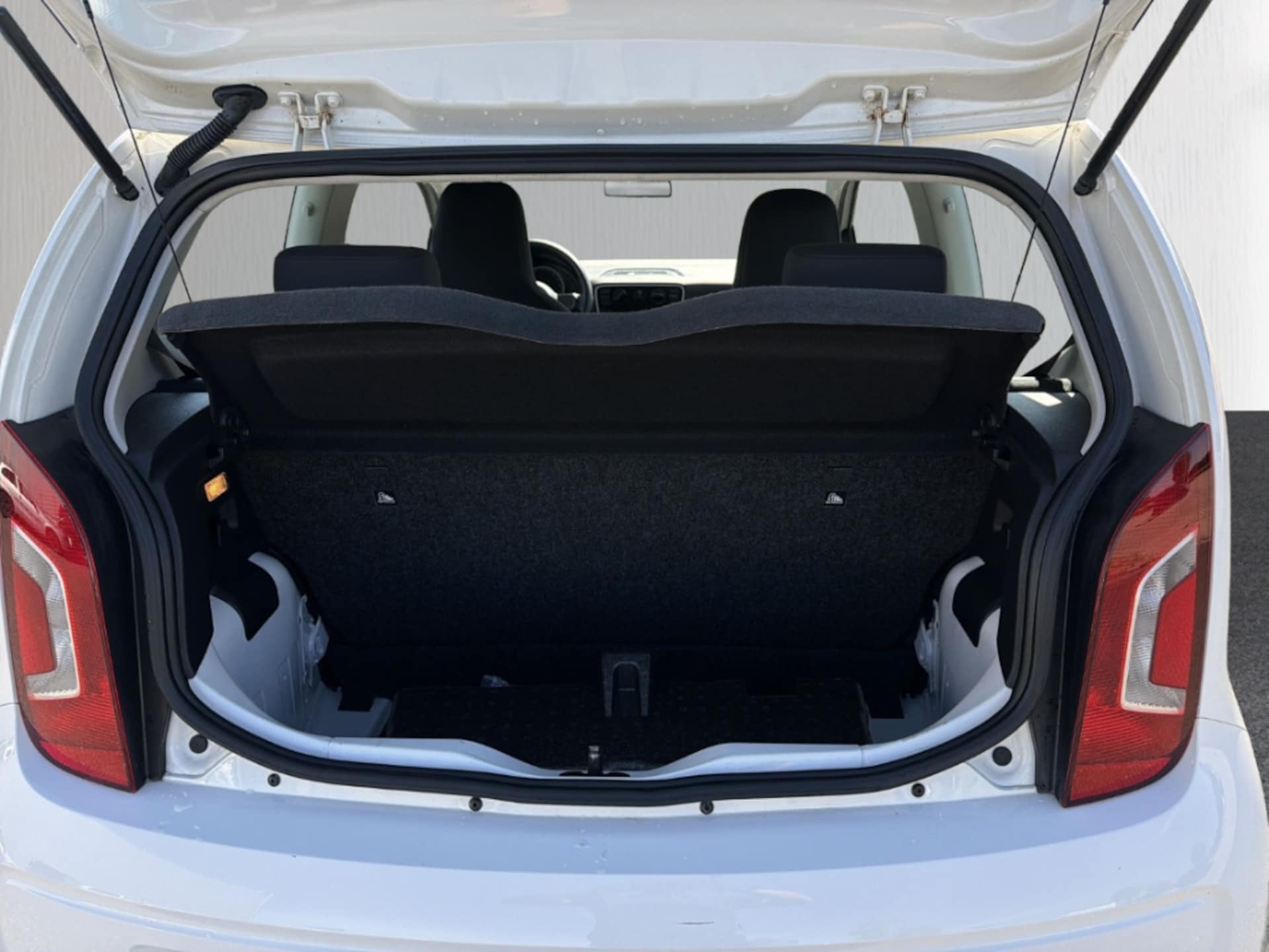 Volkswagen up! take up!