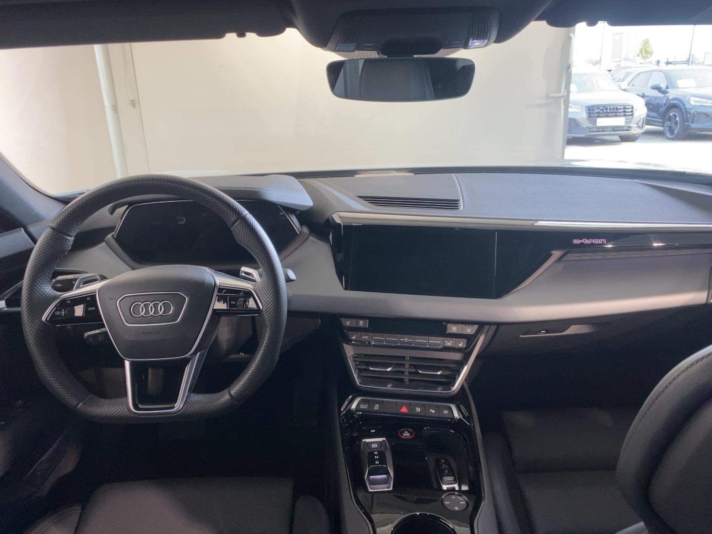 Bild über Audi e-tron GT e-tron quattro - für weitere Informationen kontaktieren Sie den Audi Partner
