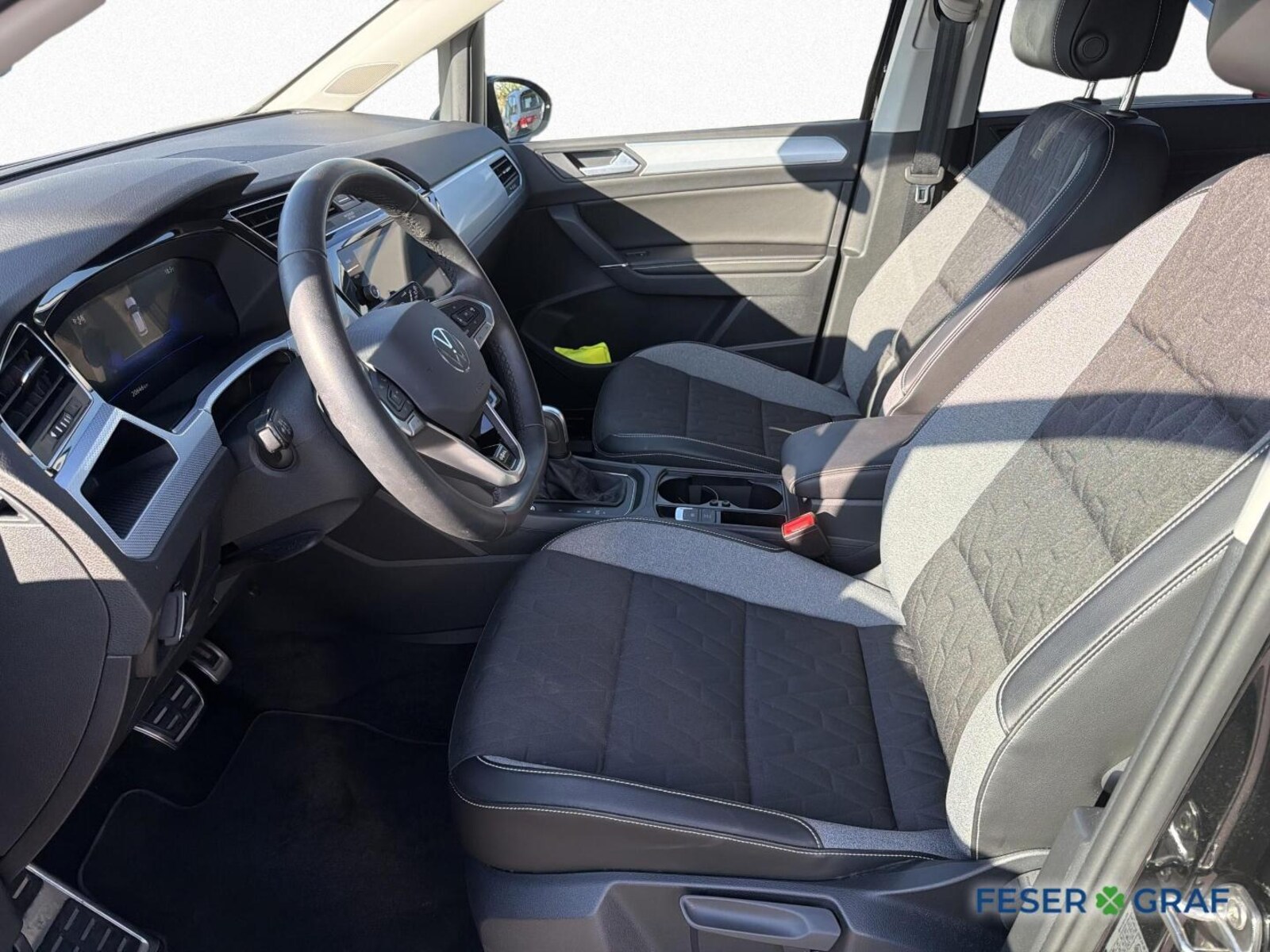 Volkswagen Touran – Bild 8