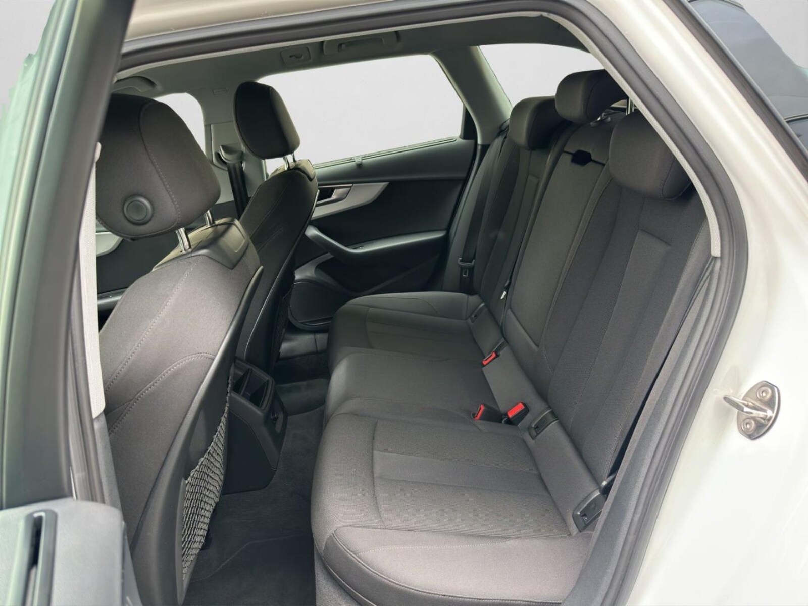 Audi A4 Avant – Bild 14
