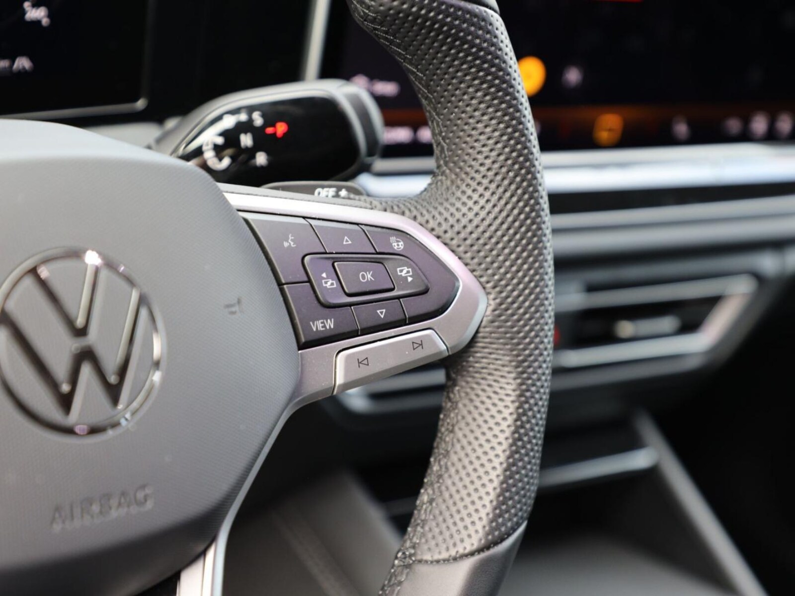 Volkswagen Tiguan – Bild 17