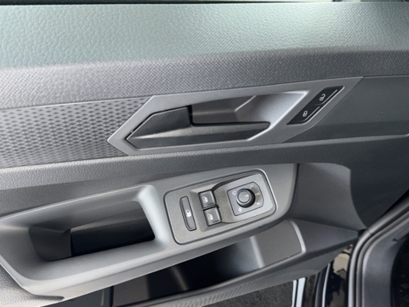 Volkswagen Caddy Maxi Cargo – Bild 11