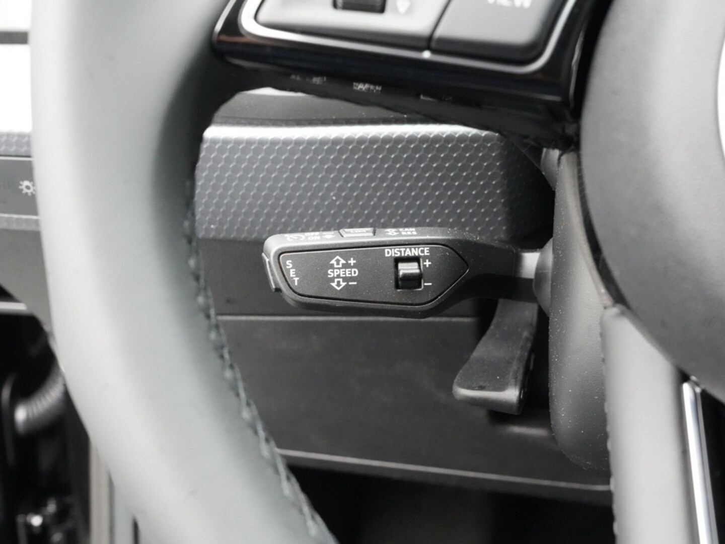 Bild über Audi A1 Sportback S line 35 TFSI S tronic - für weitere Informationen kontaktieren Sie den Audi Partner