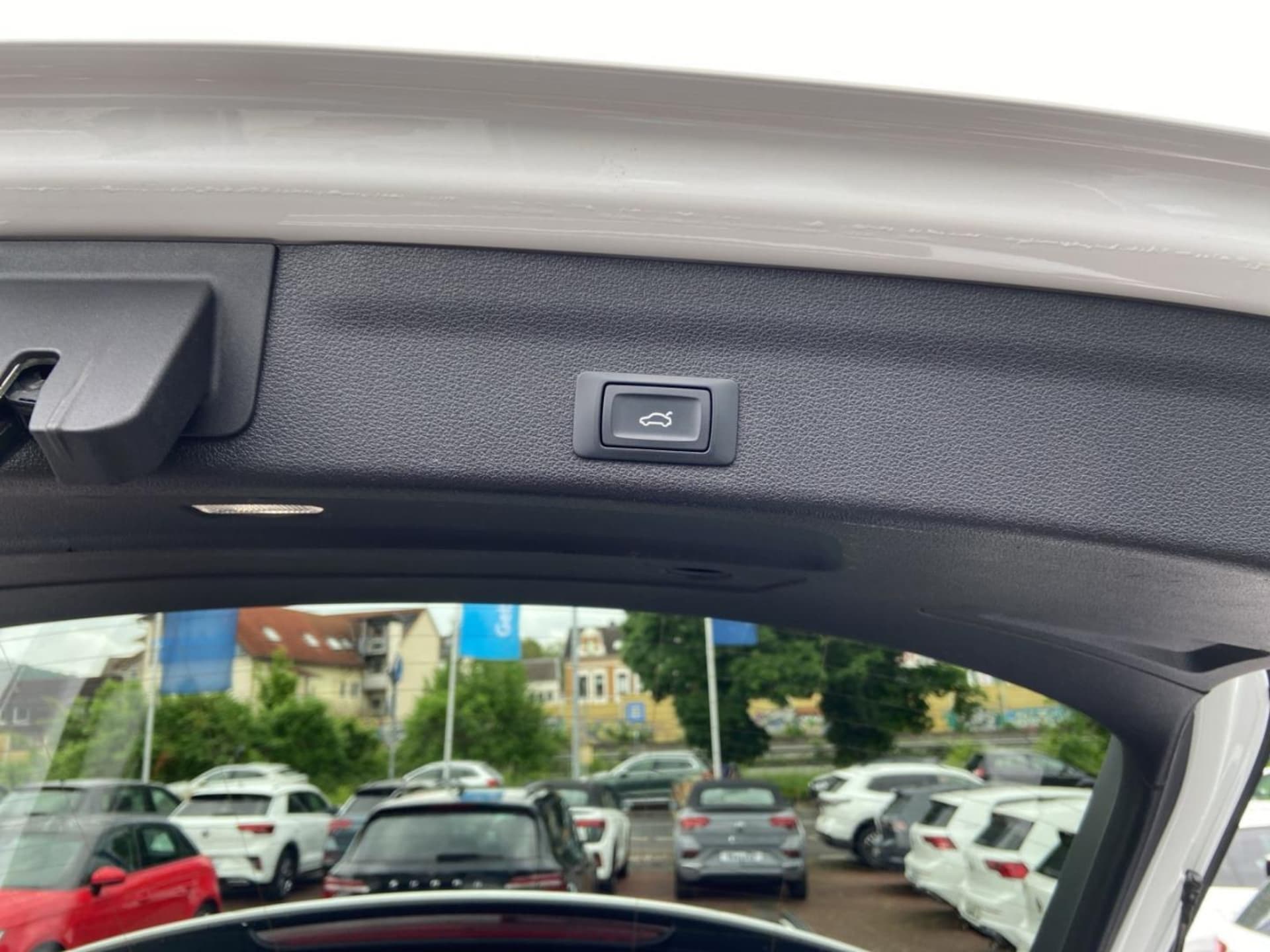 Audi S6 Avant