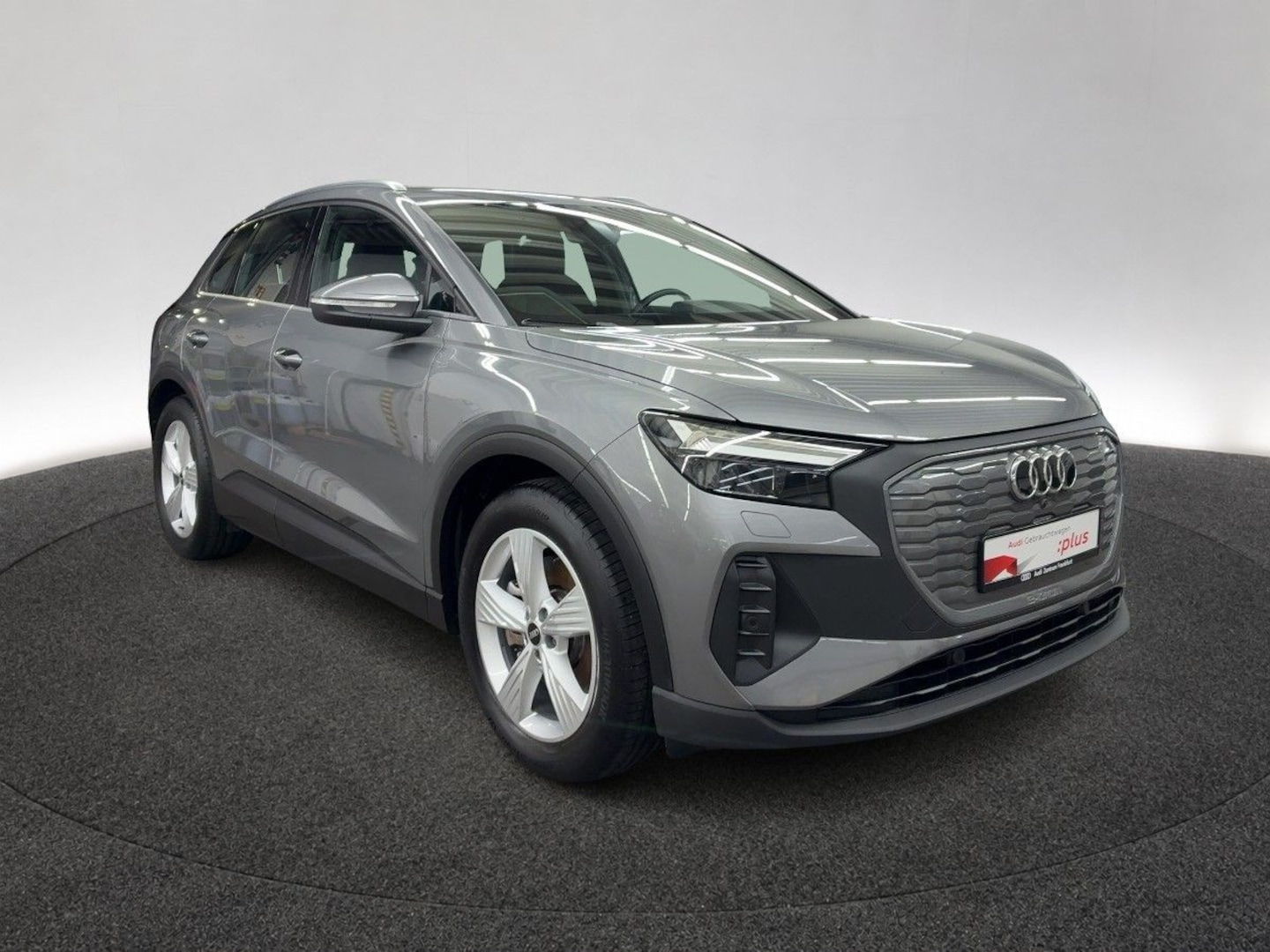 Bild über Audi Q4 e-tron 40 e-tron - für weitere Informationen kontaktieren Sie den Audi Partner