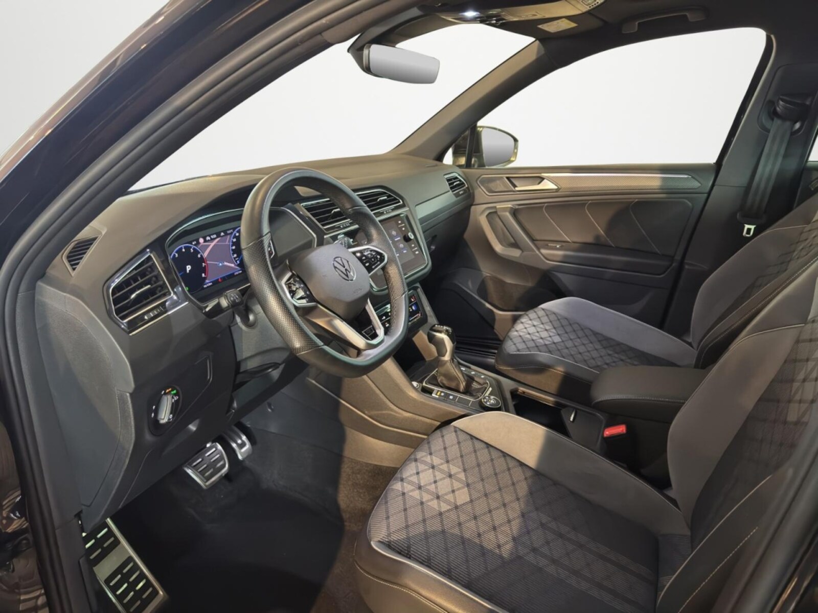 Volkswagen Tiguan – Bild 9