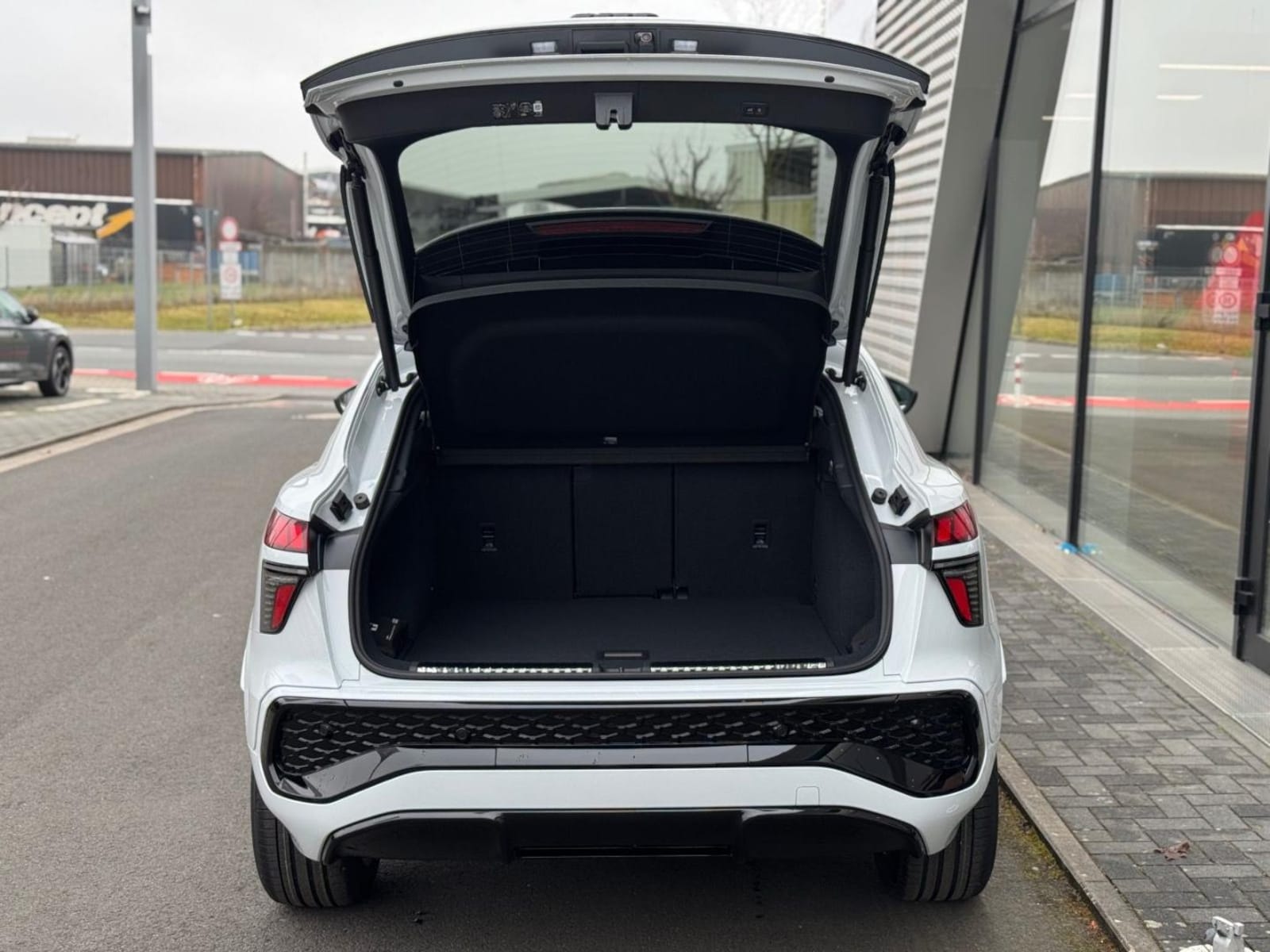 Audi Q3 Sportback – Bild 6