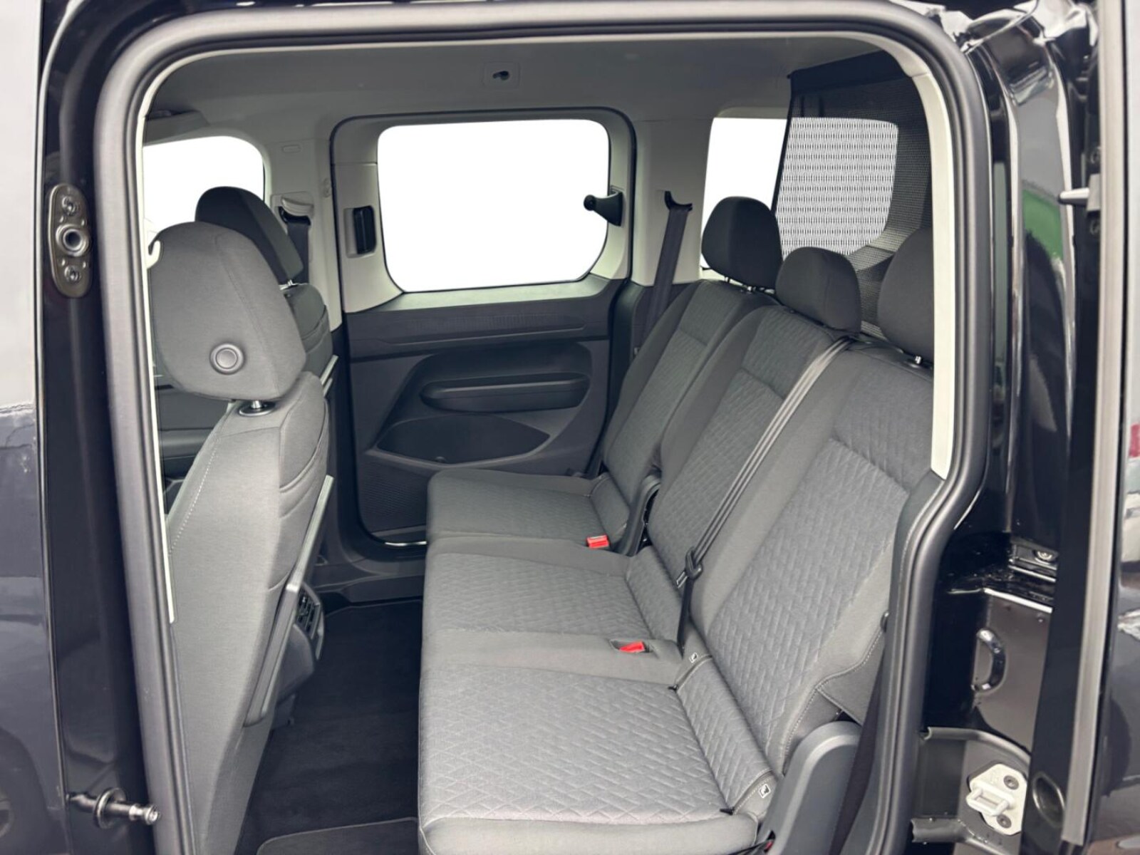Volkswagen Caddy – Bild 10