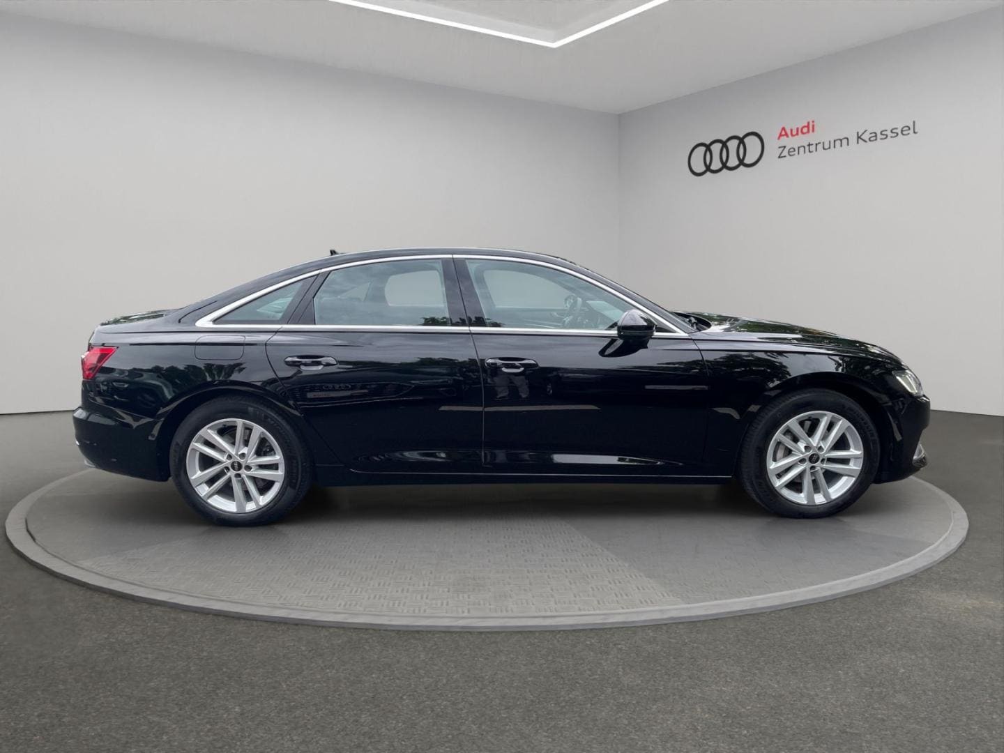 Bild über Audi A6 Limousine advanced 45 TFSI quattro S tronic - für weitere Informationen kontaktieren Sie den Audi Partner