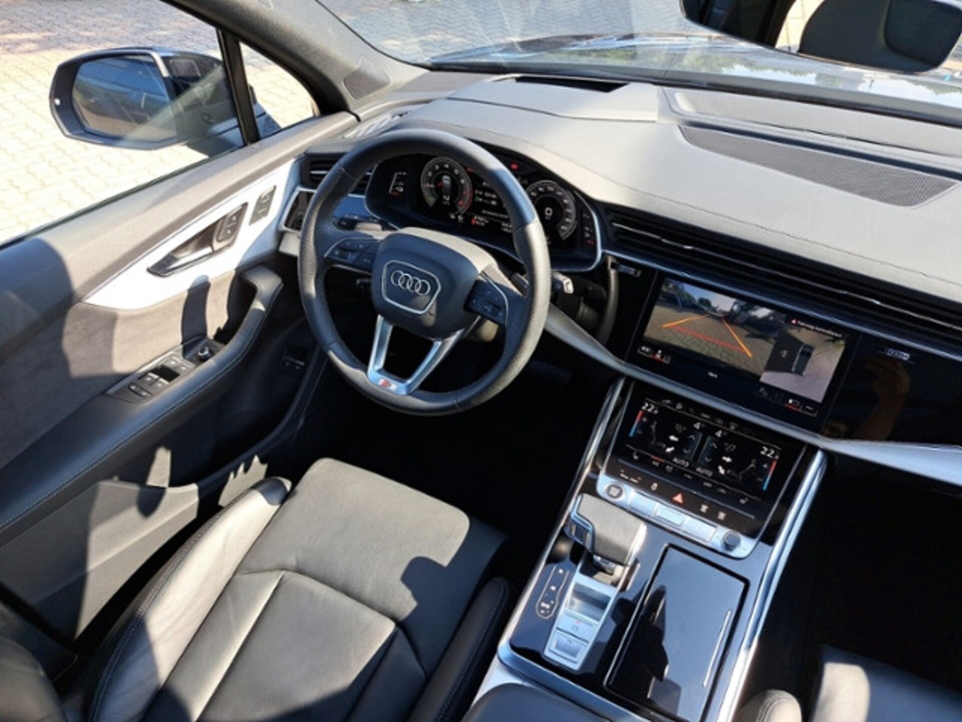 Audi Q7 SUV TFSI e S line