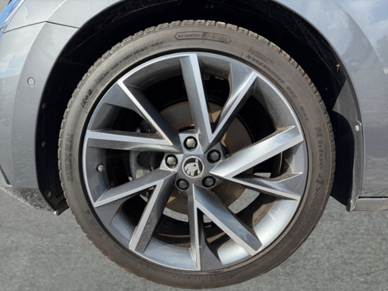 Škoda Superb Combi – Bild 11