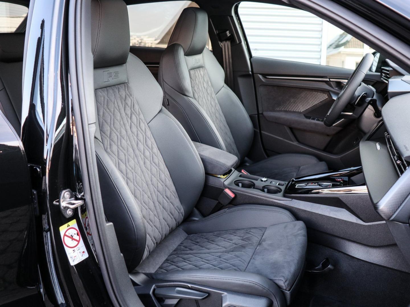 Image about Audi RS 3 Sportback TFSI quattro S tronic