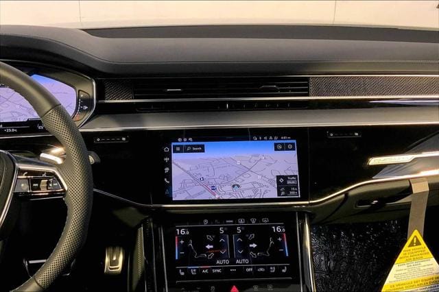 2025 Audi S8 Base - Photo 6
