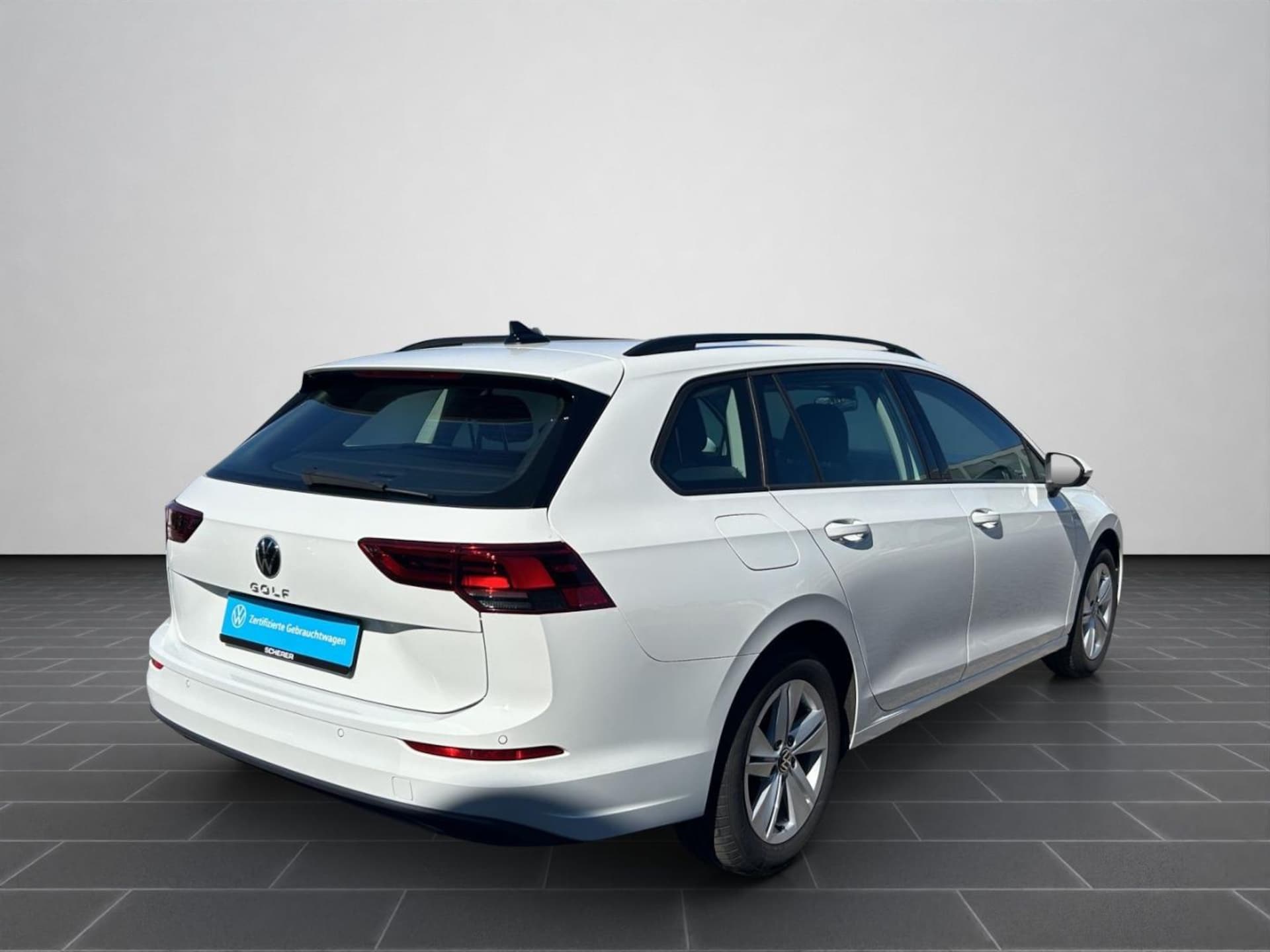 Volkswagen Golf Variant Life