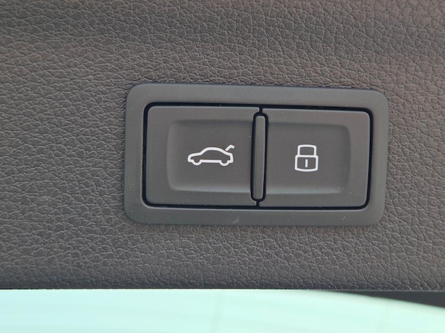2025 Audi Q3 S Line Premium Plus - Photo 32