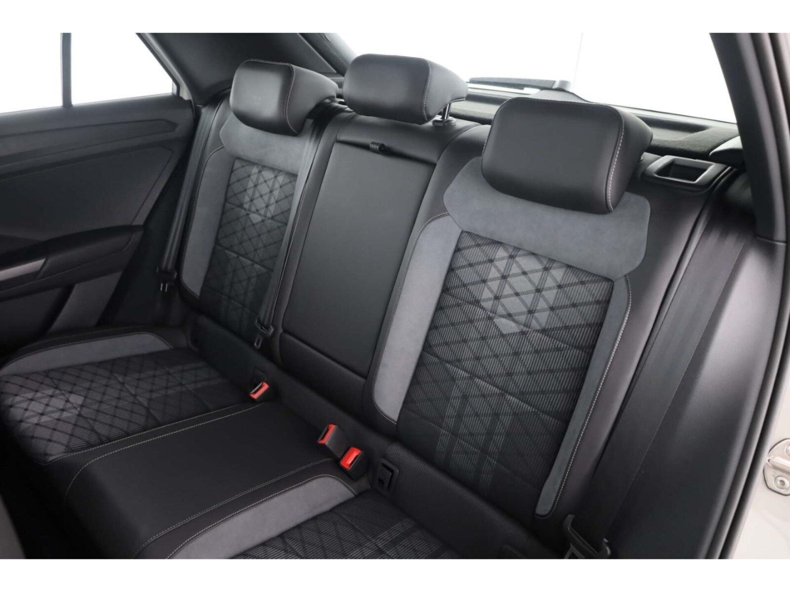 Volkswagen T-Roc – Bild 11
