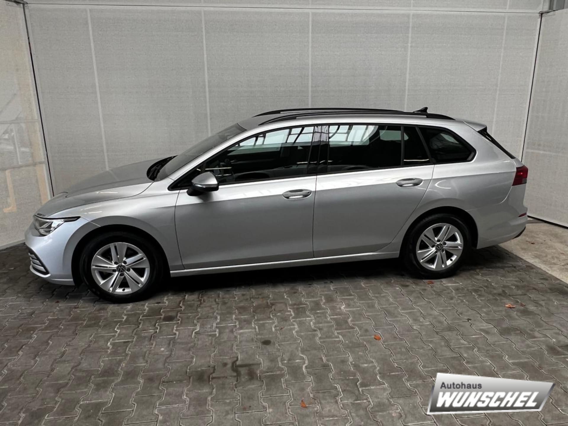 Volkswagen Golf Variant Life