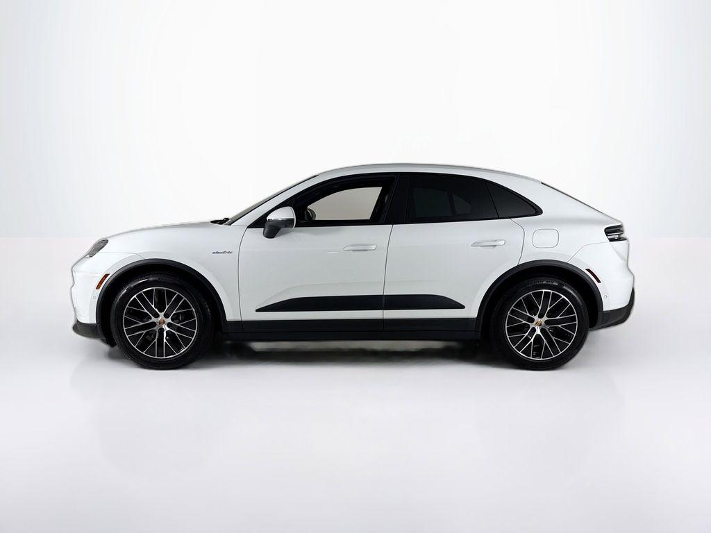 Used 2025 Porsche Macan Base with VIN WP1AD2XA4SL077079 for sale in Coral Gables, FL