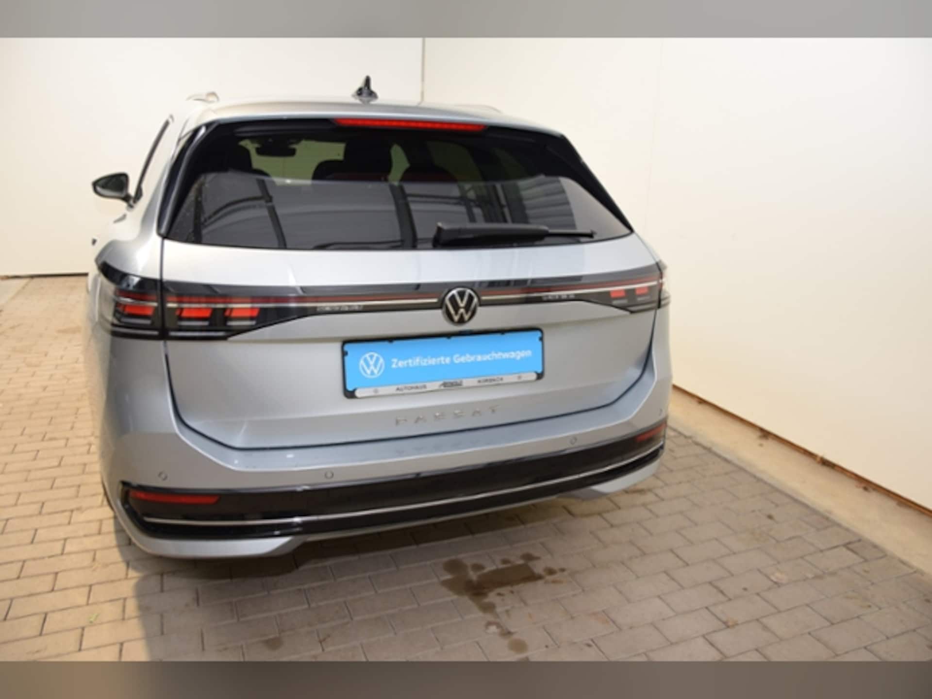 Volkswagen Passat Elegance