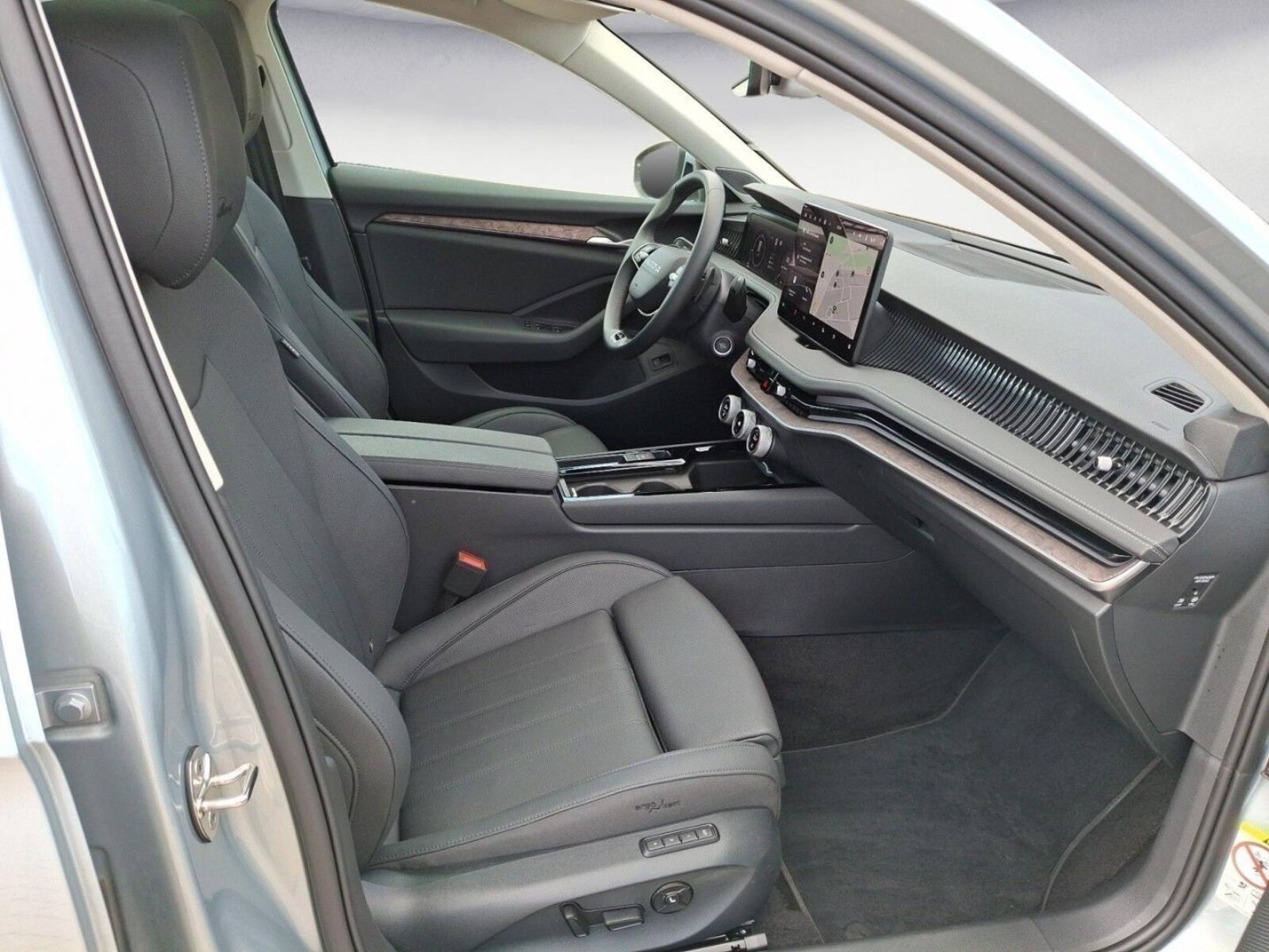 Škoda Superb Combi – Bild 13